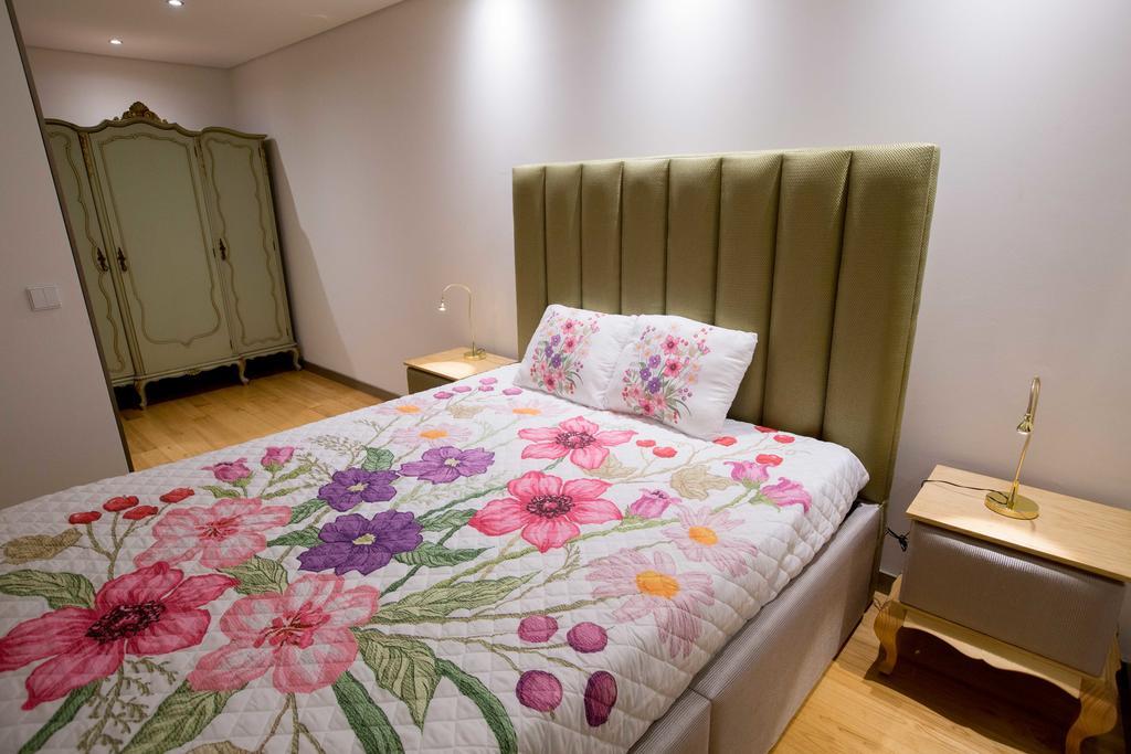Ribeira Flats Mygod * Porto